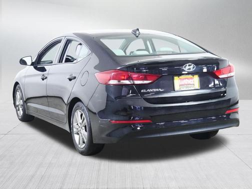 Phantom Black 2018 Hyundai ELANTRA SEL
