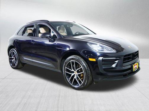 2023 Porsche Macan T