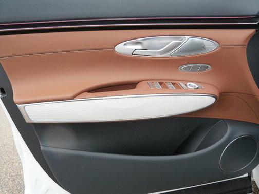 Uyuni White 2026 Genesis GV70 2.5T Advanced