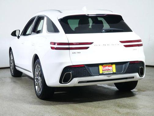 Uyuni White 2025 Genesis GV70 2.5T AWD