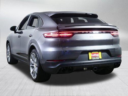 2020 Porsche Cayenne S