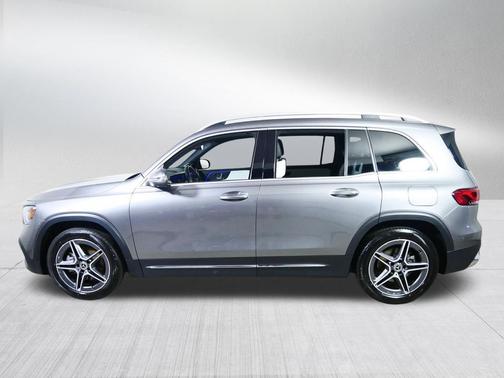 Mountain Grey Metallic 2023 Mercedes-Benz GLB 250 4MATIC