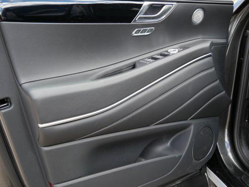 Makalu Gray 2026 Genesis GV80 2.5T