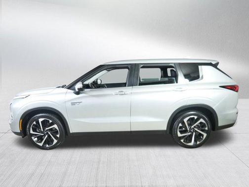 2023 Mitsubishi Outlander PHEV SE S-AWC