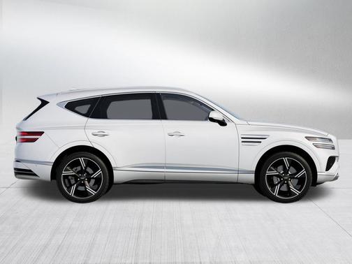 Alta White 2027 Genesis GV80 3.5T