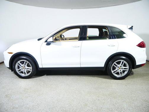 White 2014 Porsche Cayenne Cayenne
