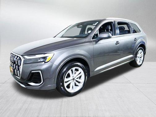 Samurai Gray Metallic 2025 Audi Q7 55 Premium Plus