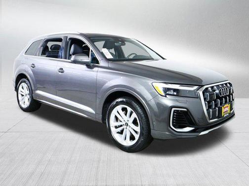 Samurai Gray Metallic 2025 Audi Q7 55 Premium Plus