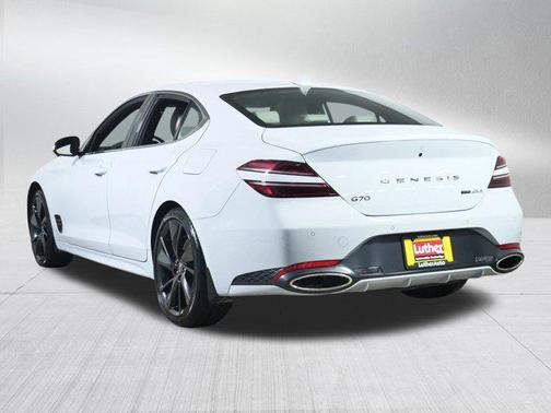 2022 Genesis G70 3.3T AWD