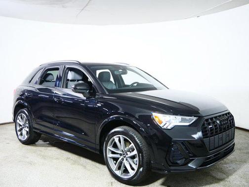Mythos Black Metallic 2024 Audi Q3 45 S line Premium Plus