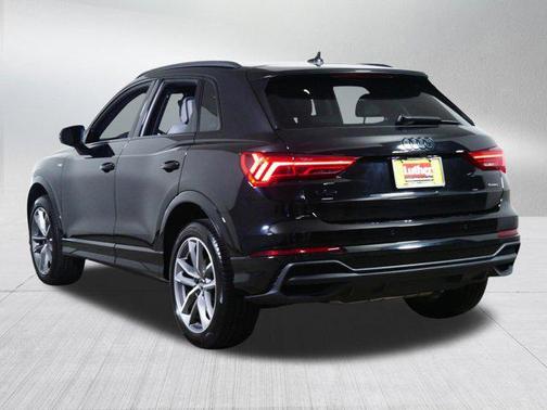 Mythos Black Metallic 2024 Audi Q3 45 S line Premium Plus