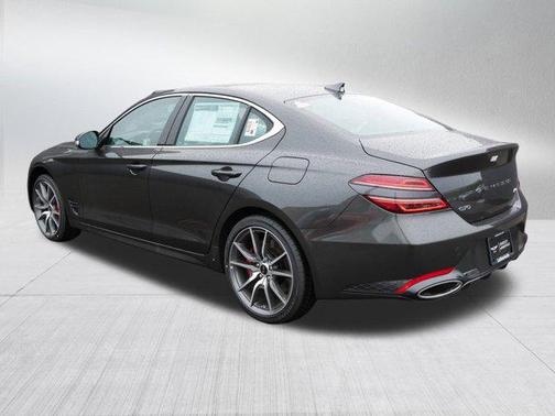 2025 Genesis G70 2.5T AWD