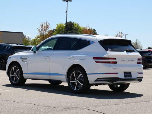 Alta White 2026 Genesis GV80 2.5T