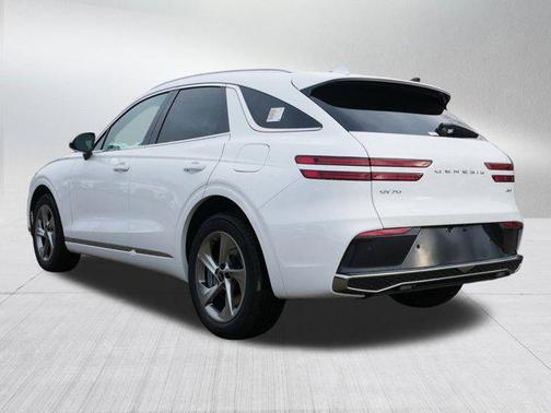 2026 Genesis GV70 2.5T