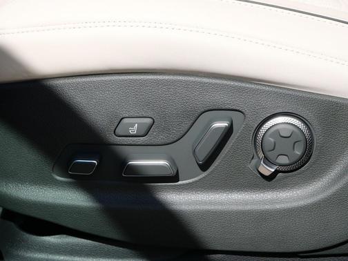 Vik Black 2027 Genesis GV80 Coupe 3.5T e-SC