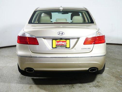 2010 Hyundai Genesis 3.8