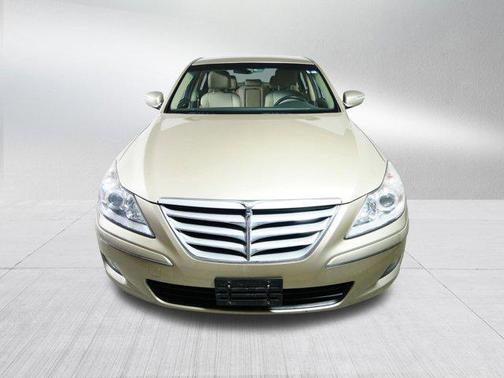Champagne Beige Metallic 2010 Hyundai Genesis 3.8