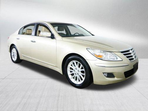 Champagne Beige Metallic 2010 Hyundai Genesis 3.8