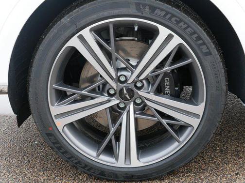 Uyuni White 2026 Genesis GV80 Coupe 3.5T e-SC