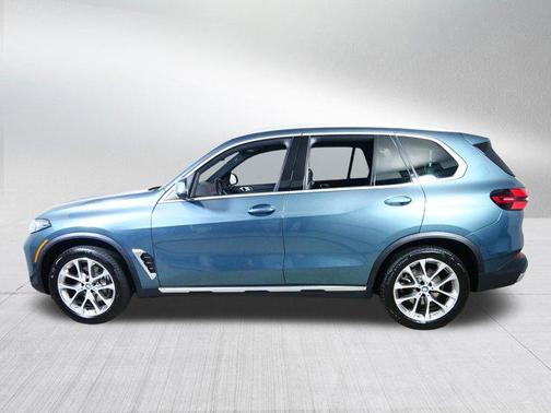 Blue Ridge Mountain Metallic 2024 BMW X5 xDrive40i