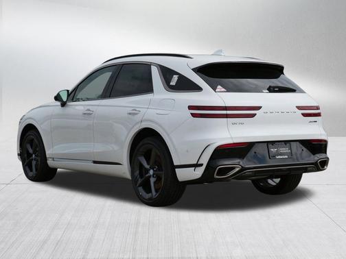 Uyuni White 2026 Genesis GV70 3.5T Sport Prestige