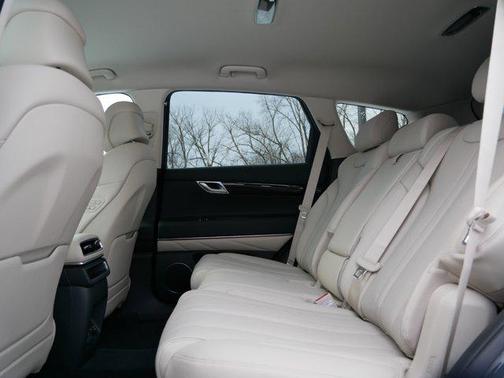 2025 Genesis GV80 2.5T