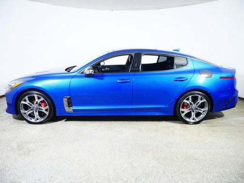 2020 Kia Stinger GT2