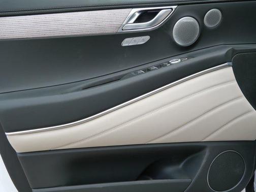 Alta White 2026 Genesis GV80 2.5T Advanced