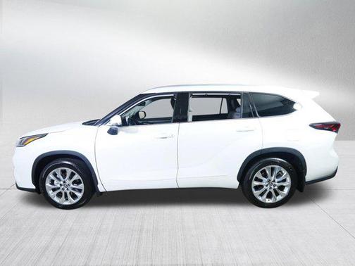 Wind Chill Pearl 2025 Toyota Highlander Limited