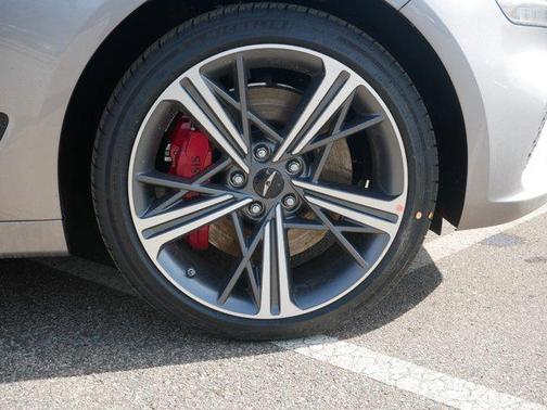 2025 Genesis G70 3.3T AWD Sport Advanced