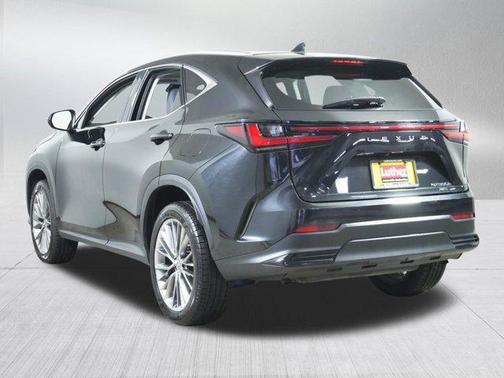 2022 Lexus NX 350h Premium