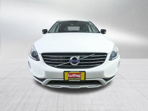 2017 Volvo XC60 T5 Dynamic