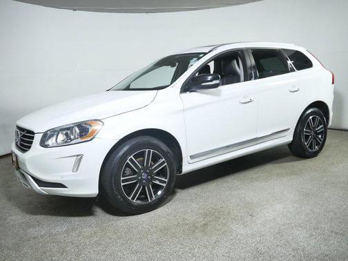 2017 Volvo XC60 T5 Dynamic