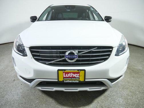 2017 Volvo XC60 T5 Dynamic