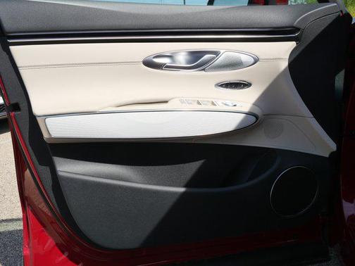 Mauna Red 2026 Genesis GV70 2.5T Advanced