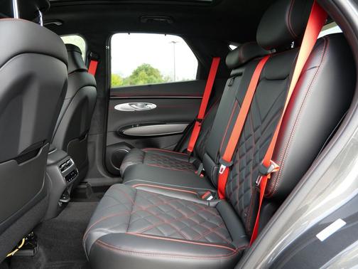 Makalu Gray 2027 Genesis GV70 3.5T Sport Prestige
