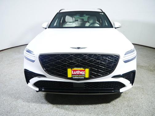 Uyuni White 2026 Genesis GV70 3.5T Sport Prestige