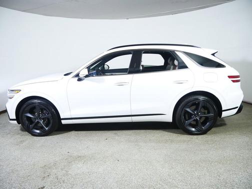 Uyuni White 2026 Genesis GV70 3.5T Sport Prestige