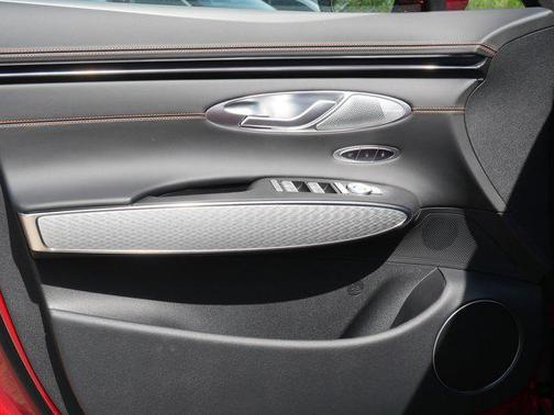 Mauna Red 2026 Genesis GV70 2.5T Sport Prestige