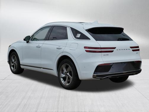 Alta White 2026 Genesis GV70 2.5T Advanced