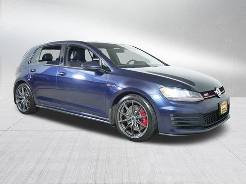 2017 Volkswagen Golf GTI 2.0T SE 4-Door