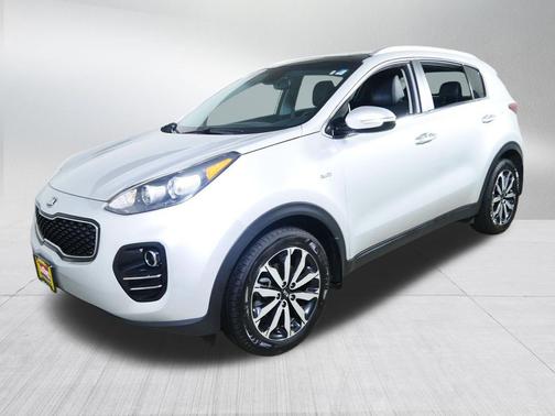 Sparkling Silver 2017 Kia Sportage EX