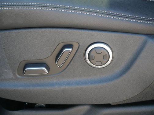 Ceres Blue 2026 Genesis GV70 2.5T Advanced