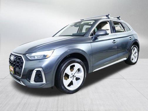 2023 Audi Q5 45 S line Premium Plus