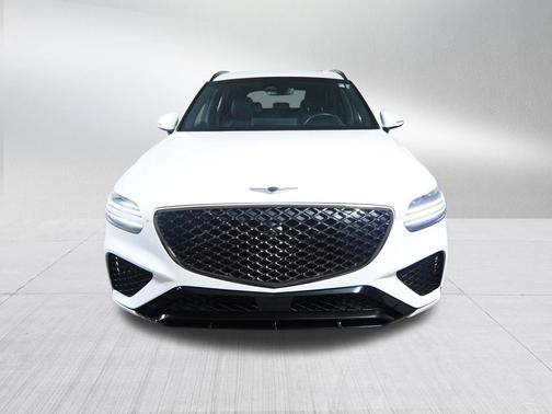 Uyuni White 2022 Genesis GV70 3.5T AWD Sport