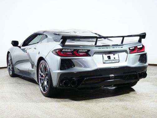 Hypersonic Gray Metallic 2024 Chevrolet Corvette Stingray w/1LT