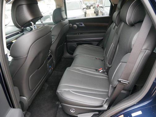 2025 Genesis GV80 2.5T
