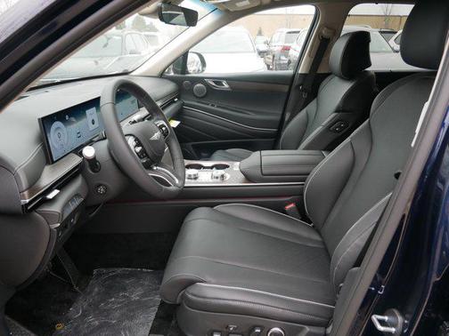 2025 Genesis GV80 2.5T