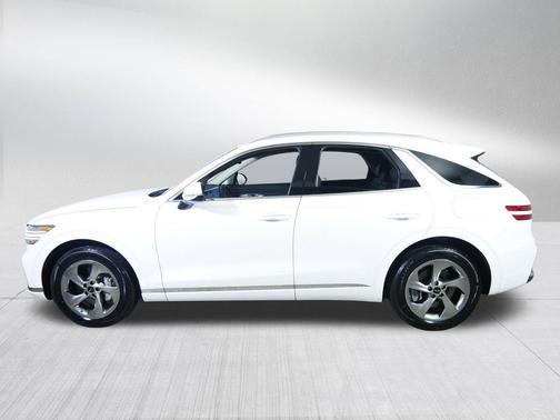 Uyuni White 2026 Genesis GV70 2.5T Select