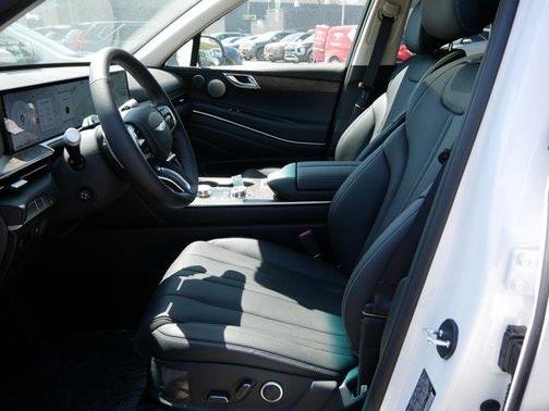 2025 Genesis GV80 2.5T Advanced
